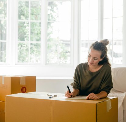 No hay espacio para el desorden con estos consejos de mudanza